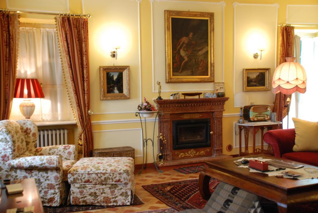 Villa Mirano Bed & Breakfast Piossasco Екстер'єр фото