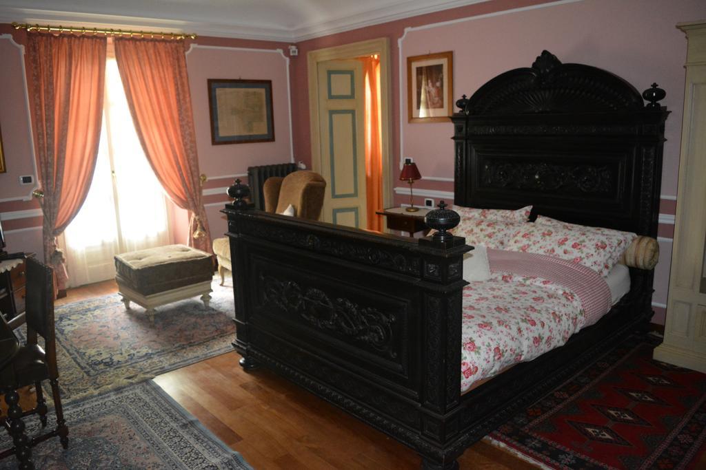 Villa Mirano Bed & Breakfast Piossasco Екстер'єр фото